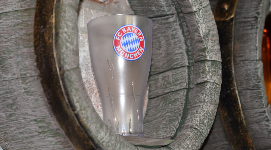 Plastic beerglass